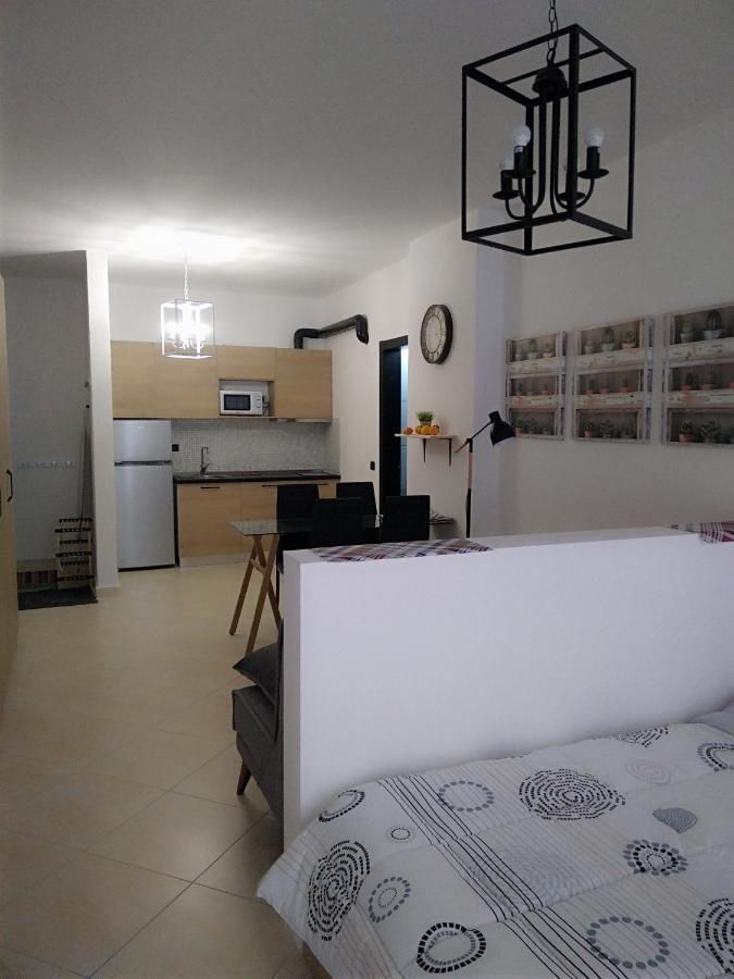 Coastal Apartment Dıraç Dış mekan fotoğraf